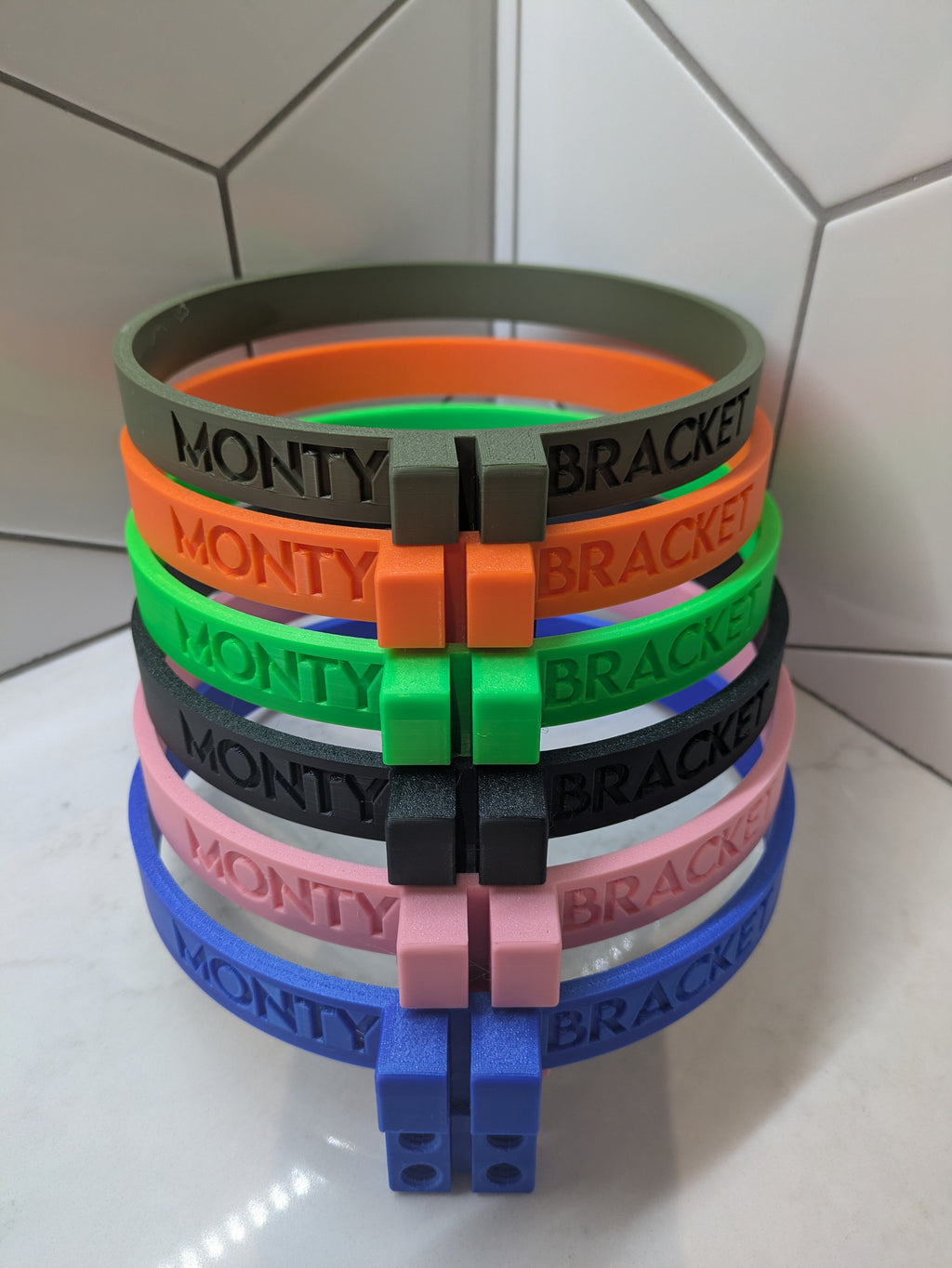 Monty Bracket Bowl Holder