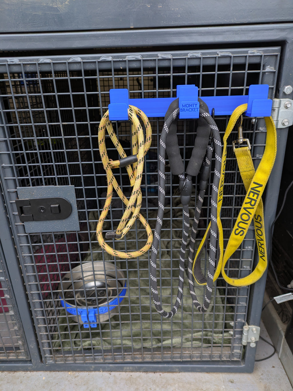 Monty Bracket Accessories Bar