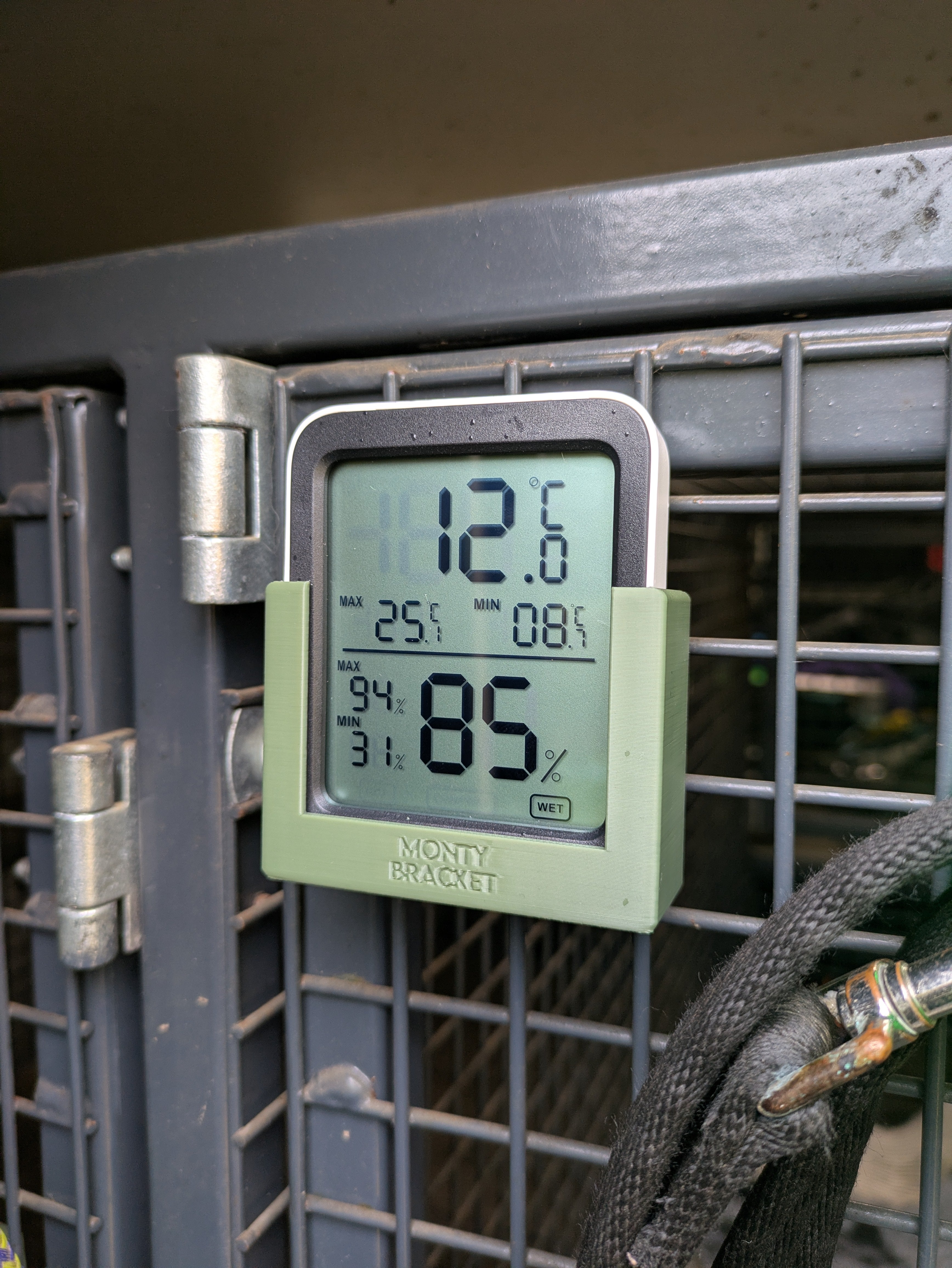 Monty Bracket Digital Thermometer