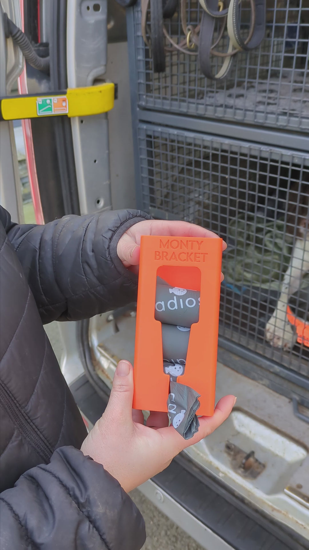 Monty Bracket Poo Bag Dispenser